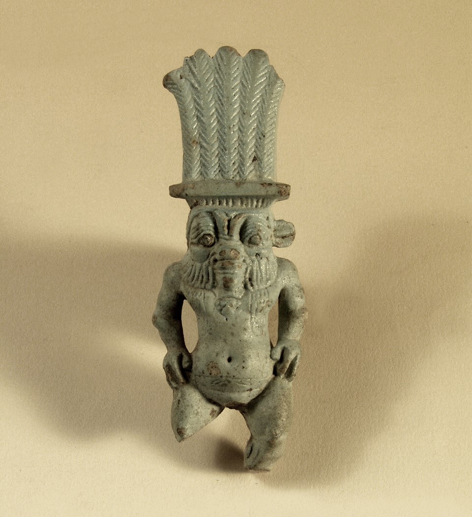 Petita figura vertical d'una deïtat. 